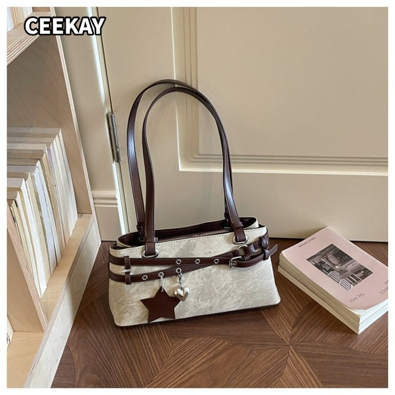 Borsa da Donna CEEKAY in Ecope - Saddle Bag Distressed recensione e prezzo